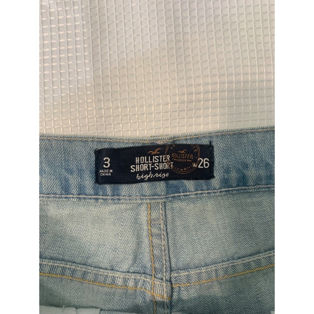 (D-200)Hollister Denim Shorts High Rise Distressed Lace Trim Light Wash Size 3/2 - Picture 4 of 7